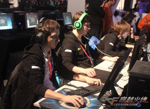 高的对抗和 高的对抗和