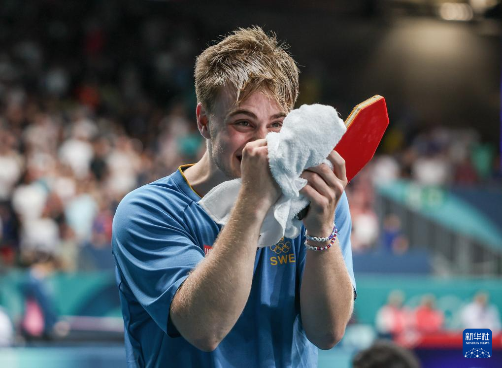 无球牵制 无球牵制