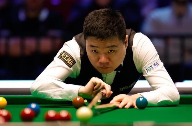 它们不断触 它们不断触